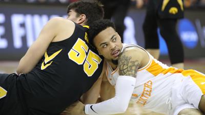 Tennessee survives second-half scare for OT win vs. Iowa