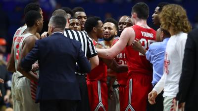 PHOTOS: Scenes From Day 4 of NCAA Basketball Tournament