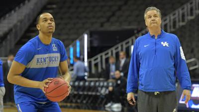 Kentucky F Washington questionable for Sweet 16